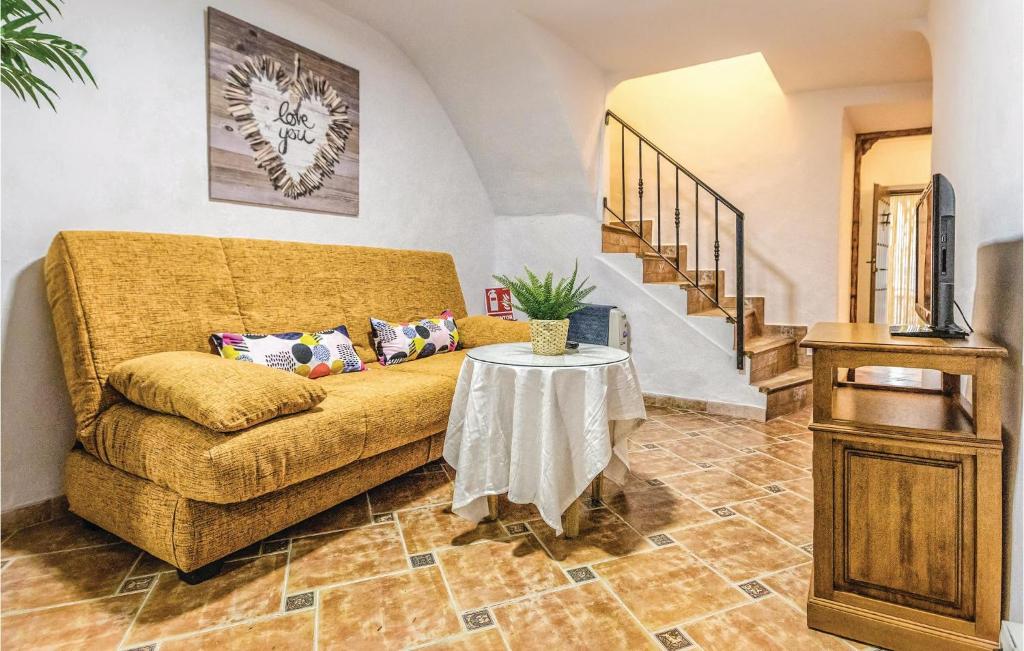 Nice Home In Periana With Wifi, Outdoor Swimming Pool And Swimming Pool photo 3