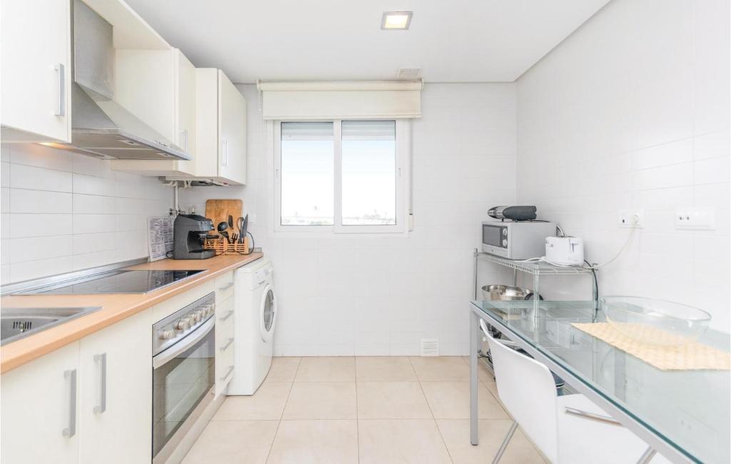 Stunning Apartment In Roldn With 2 Bedrooms, Wifi And Outdoor Swimming Pool photo 3