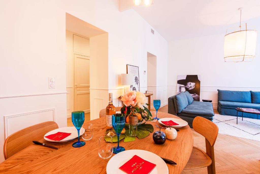 LE WILSON AP4260 by Riviera Holiday Homes photo 1
