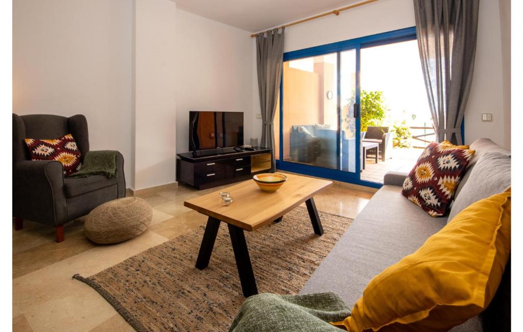 Nice Apartment In Manilva With 2 Bedrooms, Wifi And Outdoor Swimming Pool photo 2