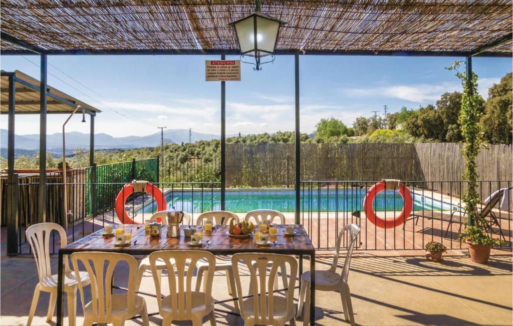 Stunning Home In Archidona With 5 Bedrooms And Outdoor Swimming Pool photo 3