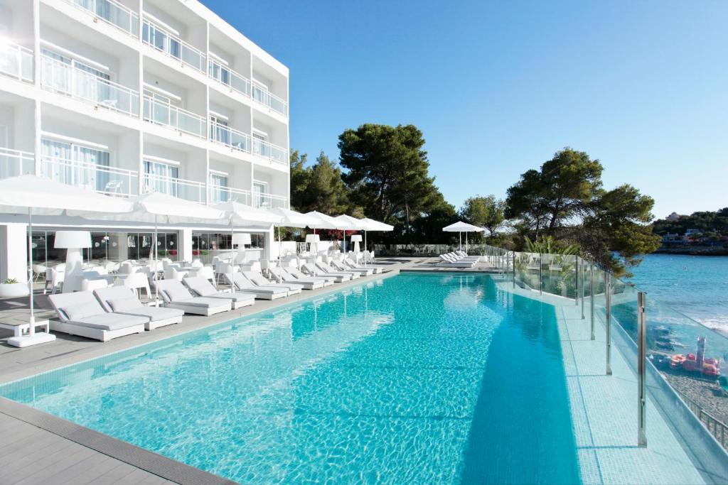 Grupotel Ibiza Beach Resort - Adults Only photo 1