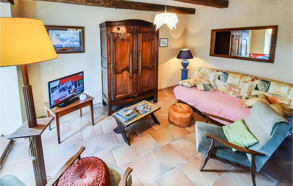 Awesome Home In Concarneau With 2 Bedrooms photo 2