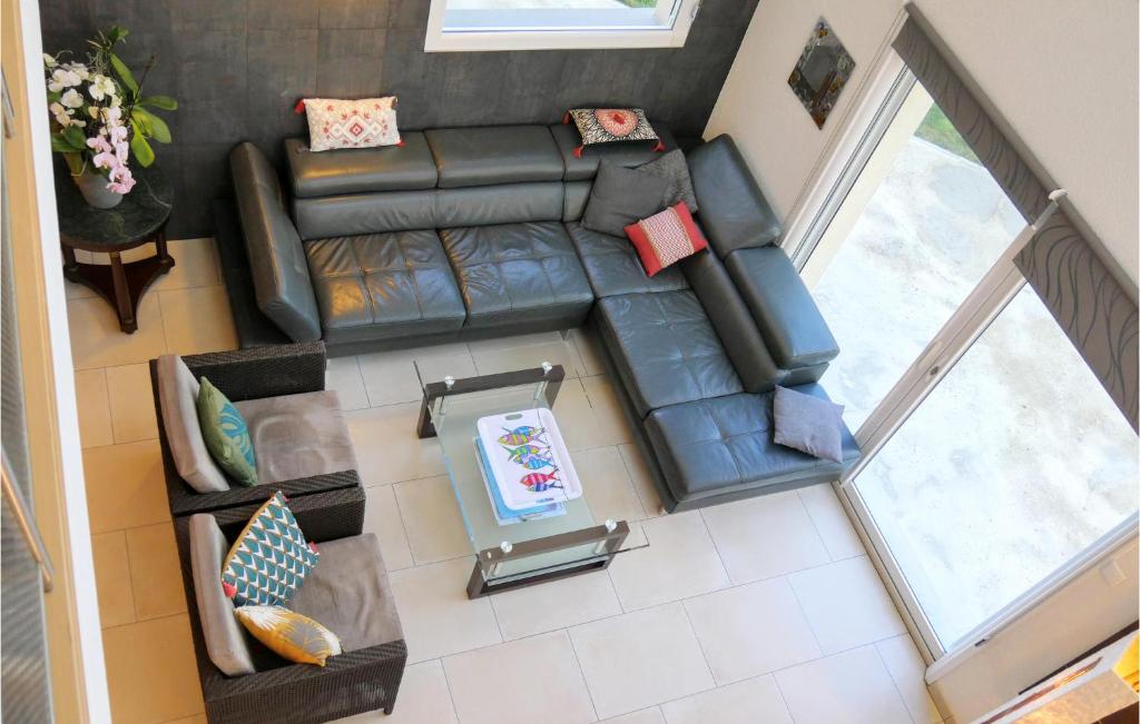 Awesome Home In St,germain-ay-plage With 3 Bedrooms And Wifi photo 2