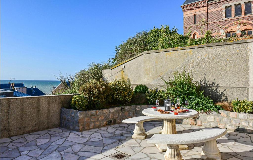 Amazing Home In Mers-les-bains With 4 Bedrooms And Wifi photo 1