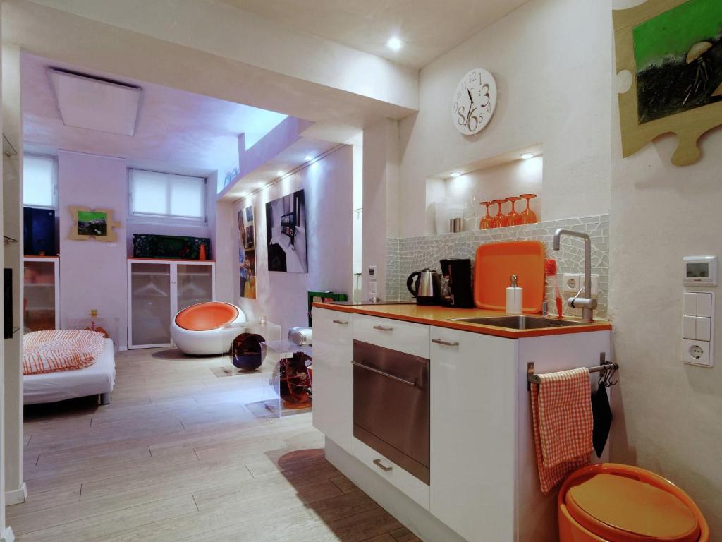 Apartment in Kreuzberg with internet photo 4