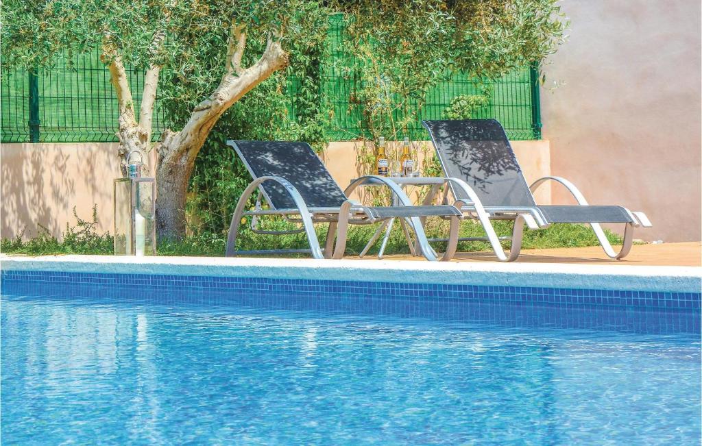 Nice Home In Ariany With 4 Bedrooms, Wifi And Private Swimming Pool photo 4