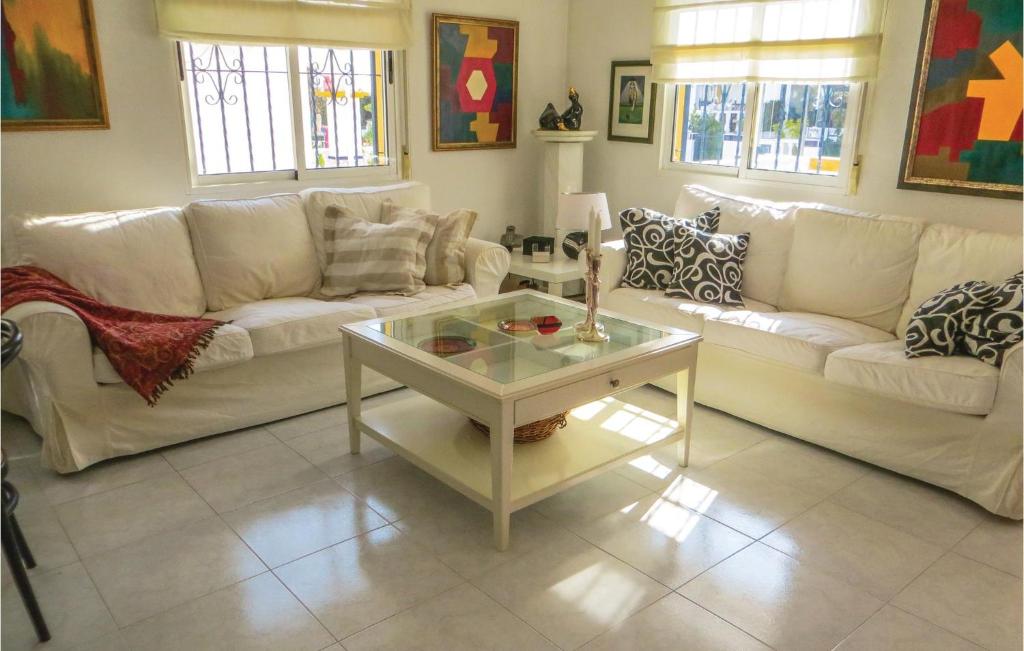 Amazing Home In Orihuela Costa With Wifi, Outdoor Swimming Pool And Swimming Pool photo 1