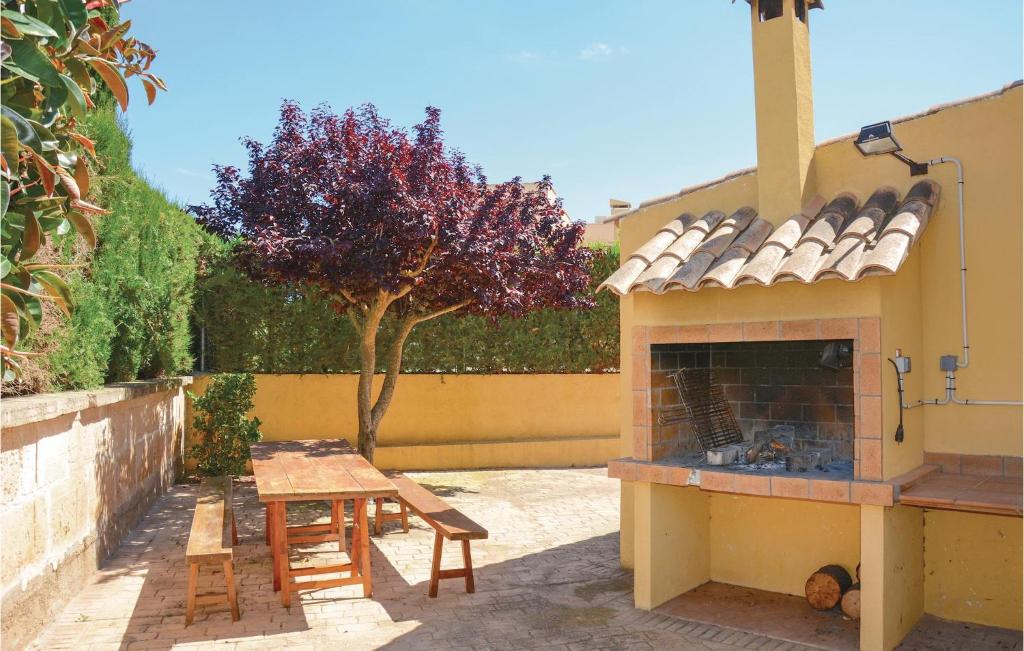 Stunning Home In Sa Coma With 3 Bedrooms And Outdoor Swimming Pool photo 2
