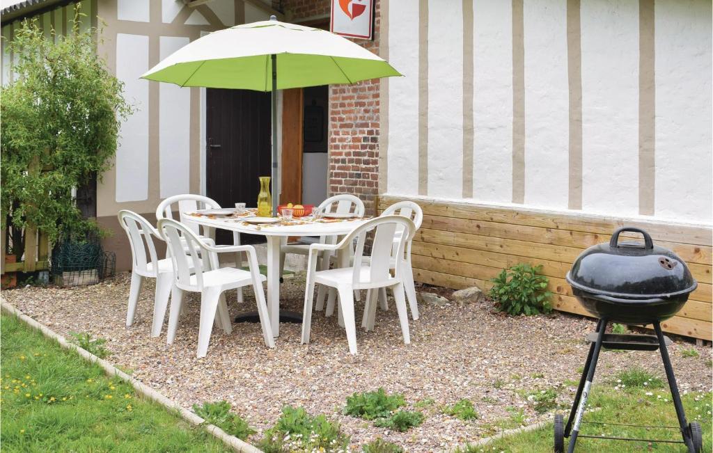 Awesome Home In Le Bourg-dun With 3 Bedrooms And Wifi photo 2