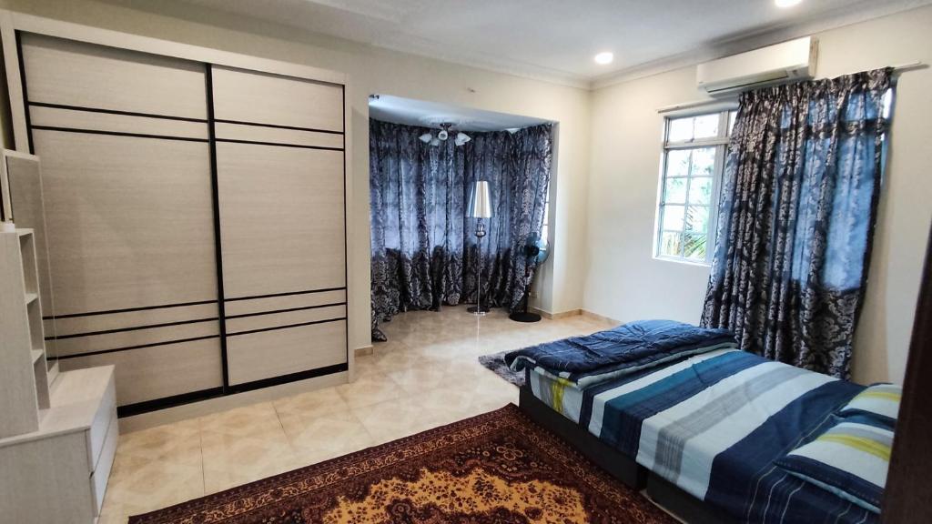 NICE HOME VILLA, Bandar Country Homes, Rawang photo 2