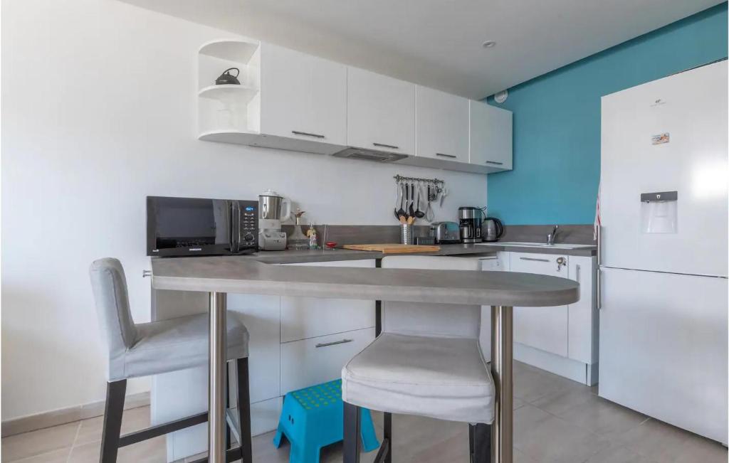 Nice Apartment In La Grande-motte With 1 Bedrooms And Wifi photo 4