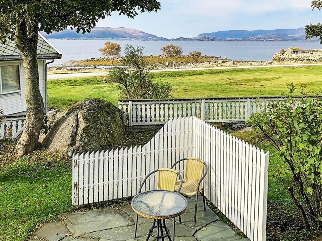 Holiday home Svelgen IV photo 2