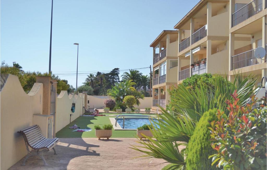 Stunning Apartment In Vinaros With Wifi, Outdoor Swimming Pool And Swimming Pool photo 3