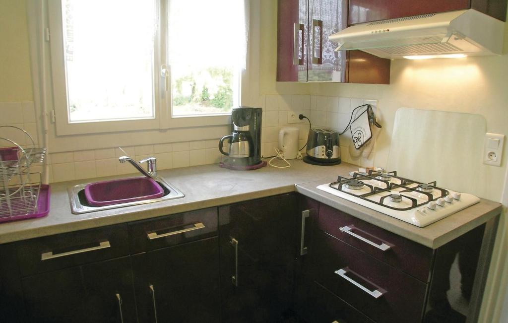 Nice Home In Riec Sur Belon With 3 Bedrooms photo 2