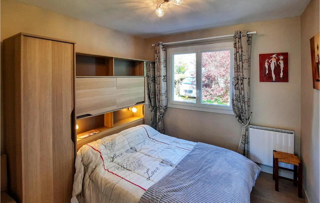 Nice Home In Riec Sur Belon With 3 Bedrooms photo 4