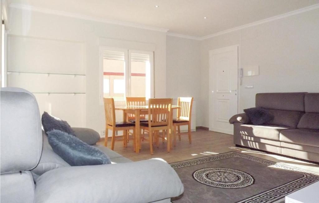 Amazing Apartment In Jvea With 2 Bedrooms And Wifi photo 4