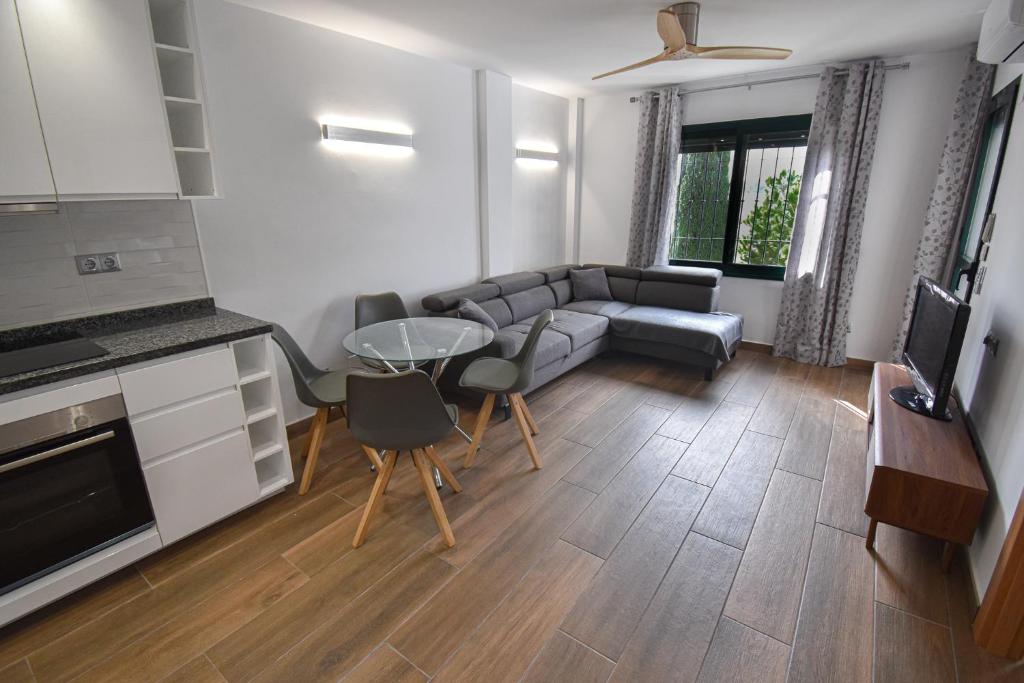 Urb Pueblo del Parque, Luxury 2 bedroom apartment. Fantastic central location. photo 3