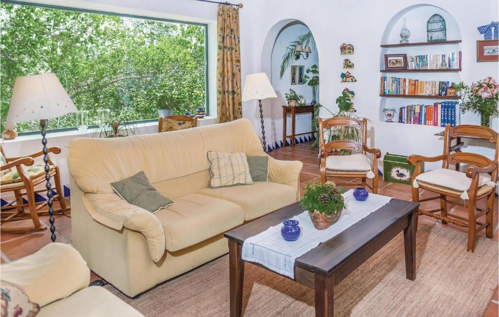 Nice Home In Arcos De La Frontera With 2 Bedrooms And Wifi photo 1