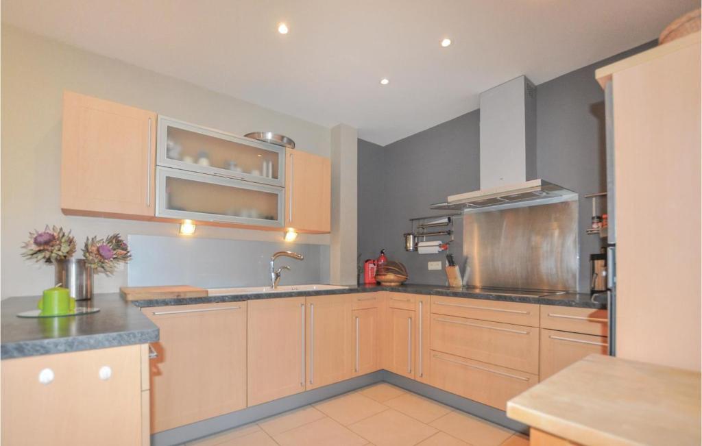 Stunning Home In Villelongue With 4 Bedrooms, Wifi And Private Swimming Pool photo 1