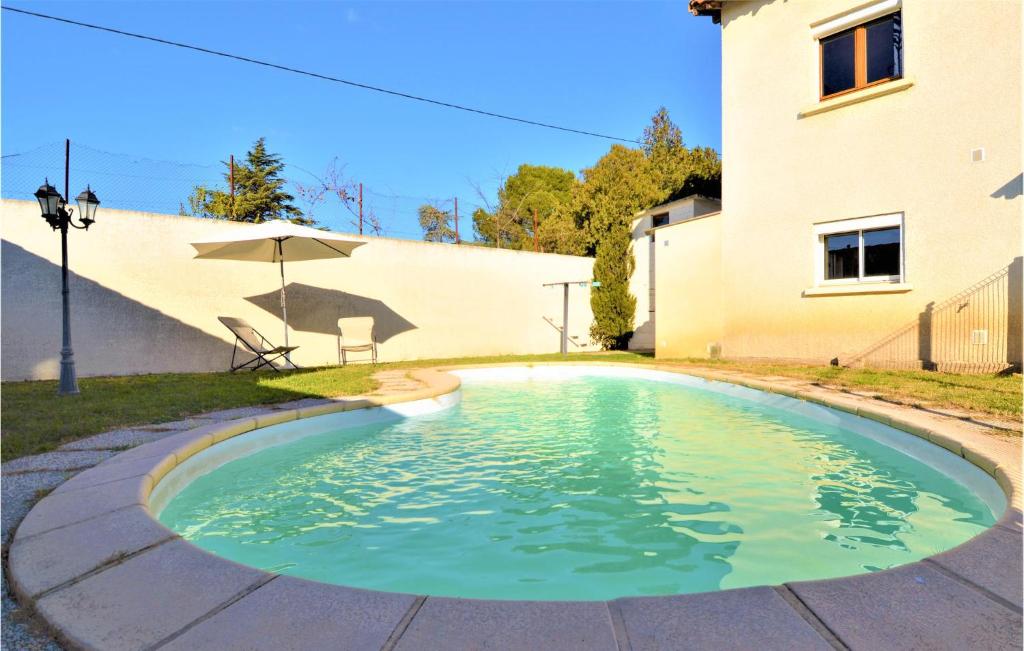 Stunning Home In Vauvert With 3 Bedrooms, Wifi And Outdoor Swimming Pool