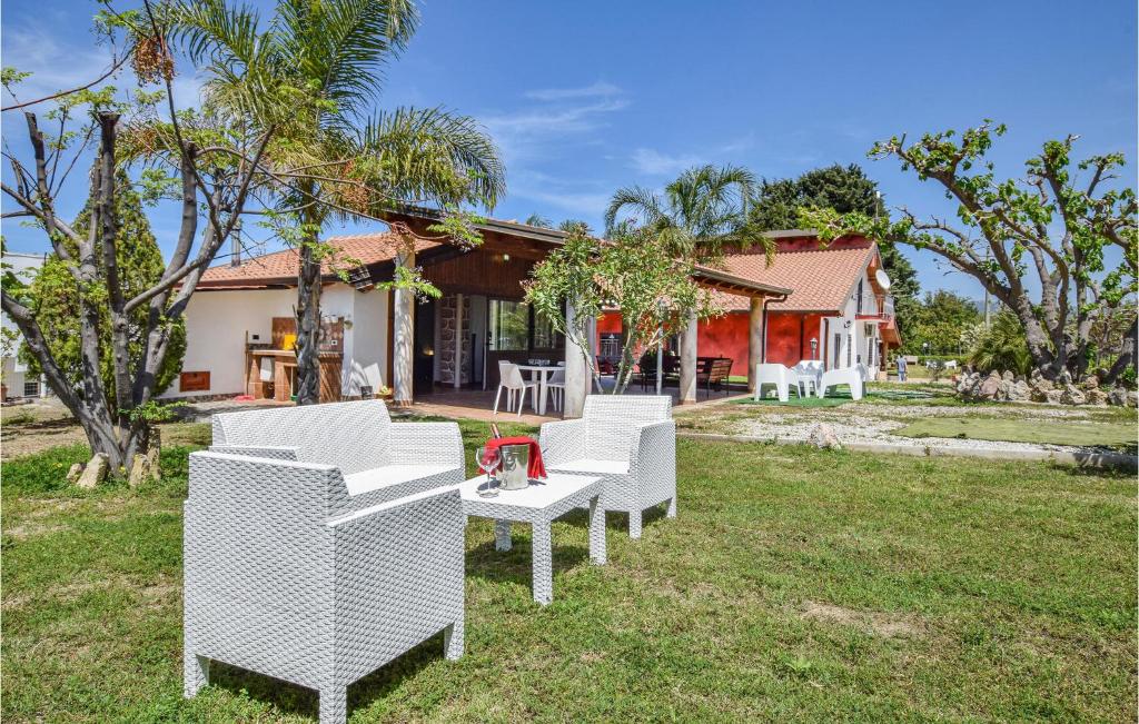 Nice Home In Torranova With 2 Bedrooms And Wifi photo 4
