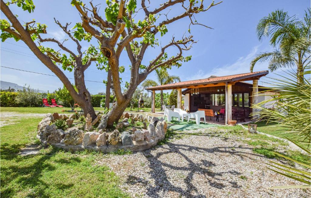 Nice Home In Torranova With 2 Bedrooms And Wifi