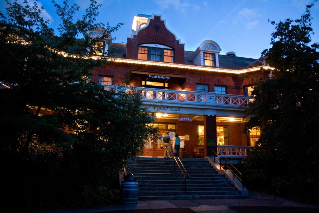 McMenamins Edgefield image