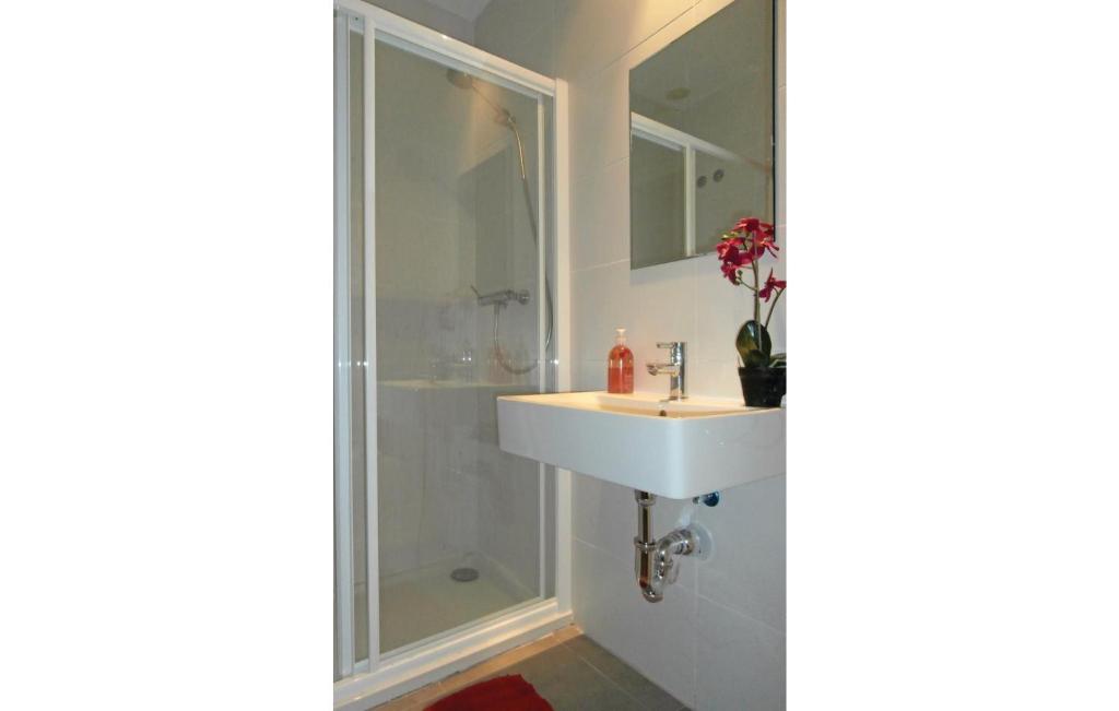 Nice Apartment In Roldn With 2 Bedrooms, Wifi And Outdoor Swimming Pool photo 4