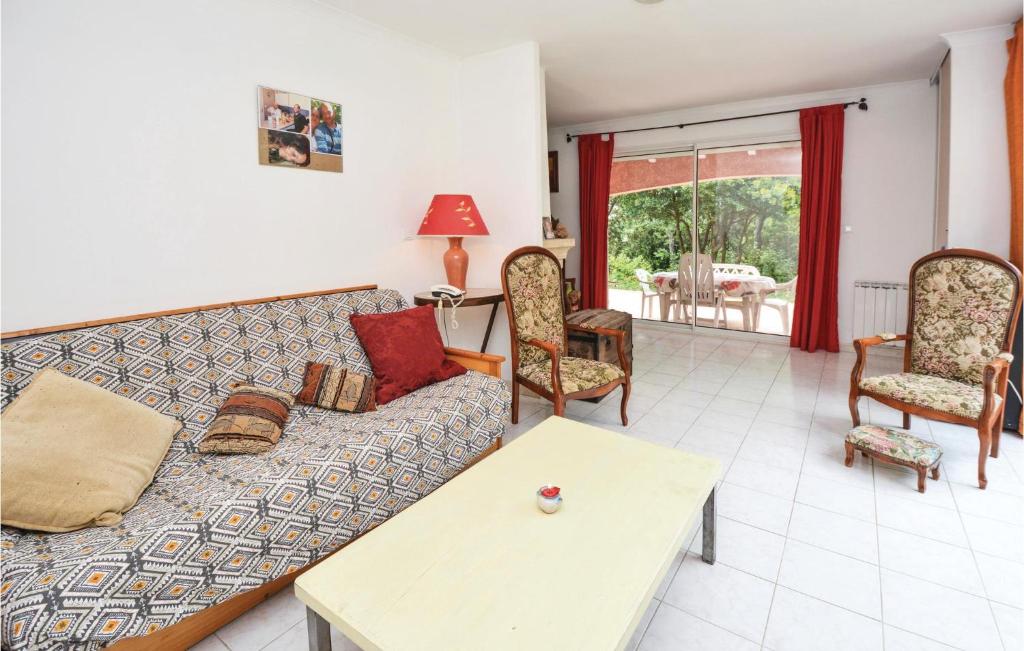 Nice Home In Sabran With 2 Bedrooms photo 3