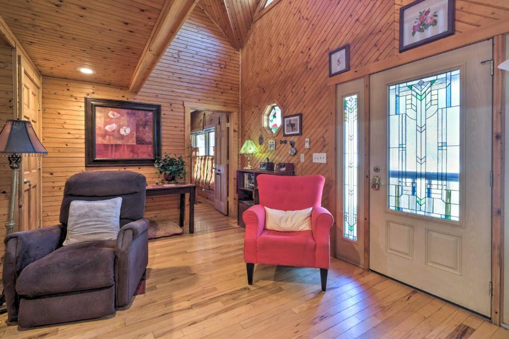 Pet Friendly Garnerland Home with Deck and Porch! photo 3