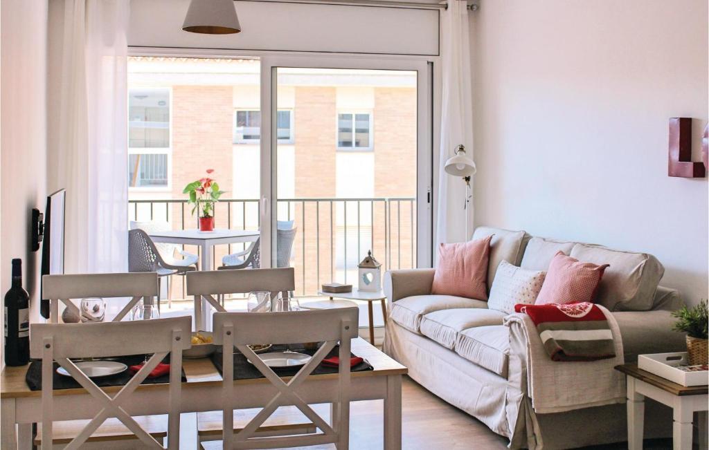 Stunning Apartment In Tossa De Mar With 2 Bedrooms And Wifi photo 2
