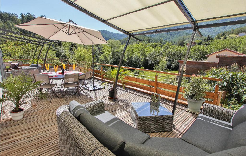 Amazing Home In Espenel With 2 Bedrooms And Wifi photo 1