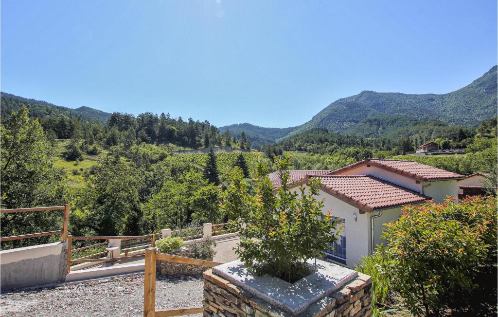 Amazing Home In Espenel With 2 Bedrooms And Wifi photo 2