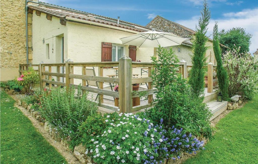 Nice Home In Saint - Agne With 2 Bedrooms, Wifi And Outdoor Swimming Pool