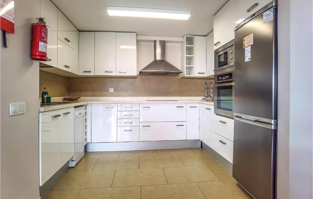 Awesome Home In San Bartolome De Tiraj With 2 Bedrooms, Wifi And Outdoor Swimming Pool photo 1
