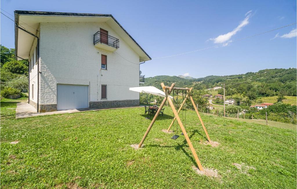 Nice Home In San Pietro Vara -sp- With 3 Bedrooms And Wifi photo 4