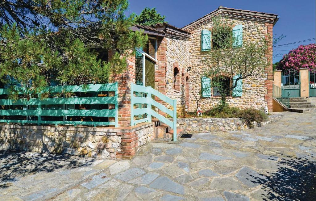 Beautiful Home In Saint Ambroix With 3 Bedrooms And Wifi