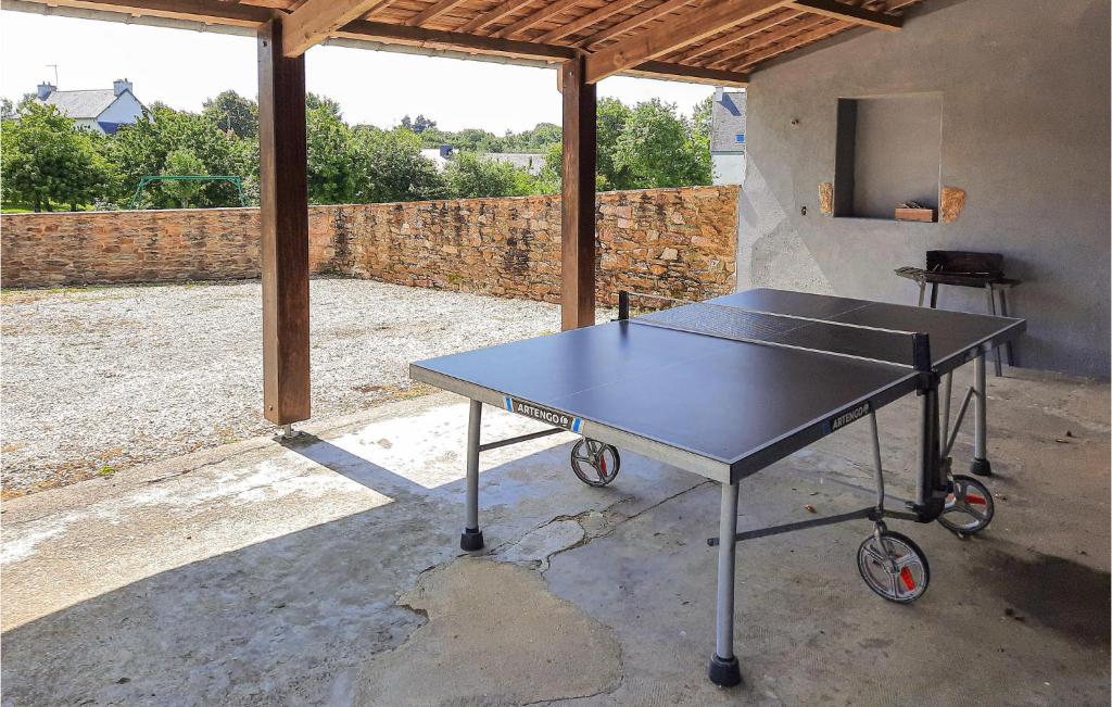 Stunning Home In Clohars Carnoet With 4 Bedrooms And Wifi photo 4