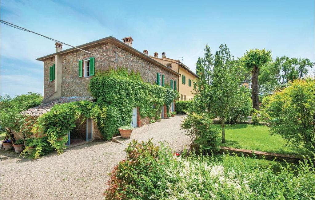 La Cisterna photo 2