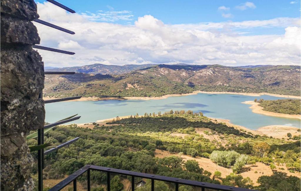 Amazing Cottage In Algatocn With 5 Bedrooms, Outdoor Swimming Pool And Wifi photo 1