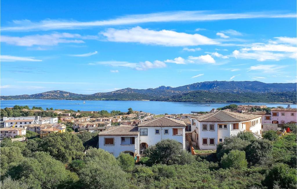 Stunning Apartment In Cannigione With 1 Bedrooms, Wifi And Outdoor Swimming Pool photo 1