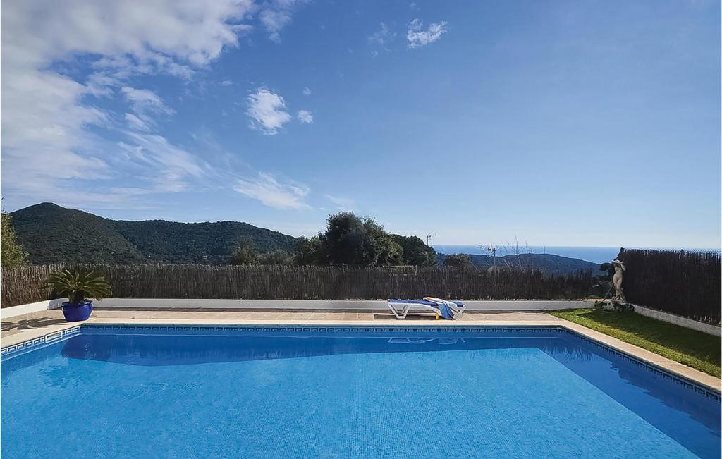 Stunning Home In St, Cebri De Vallalta With 3 Bedrooms, Wifi And Outdoor Swimming Pool photo 2