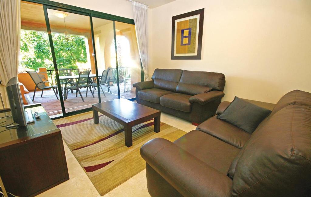 Awesome Apartment In Estepona With 2 Bedrooms, Outdoor Swimming Pool And Swimming Pool photo 1
