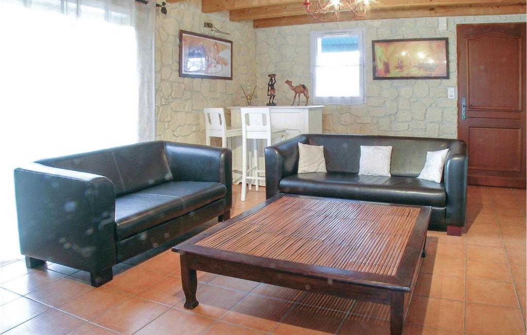 Nice Home In St Maixent Sur Vie With 4 Bedrooms, Private Swimming Pool And Indoor Swimming Pool photo 2