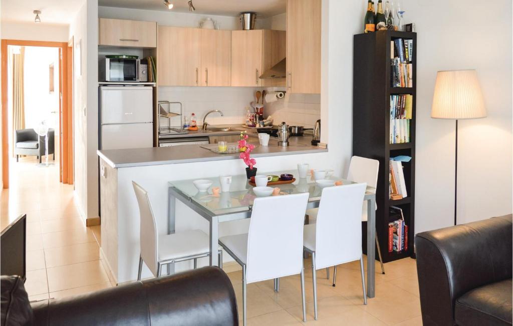 Nice Apartment In Alhama De Murcia W- Shared Outdoor Swimming Pool, Wifi And 3 Bedrooms photo 2
