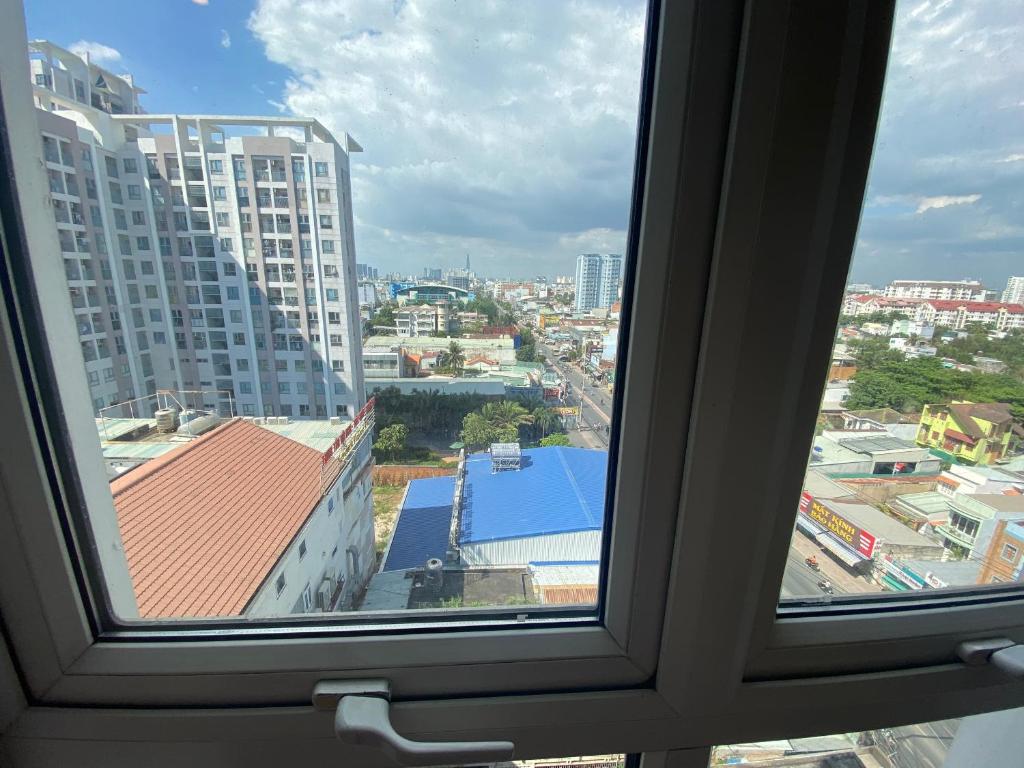 Happy Life Hotel