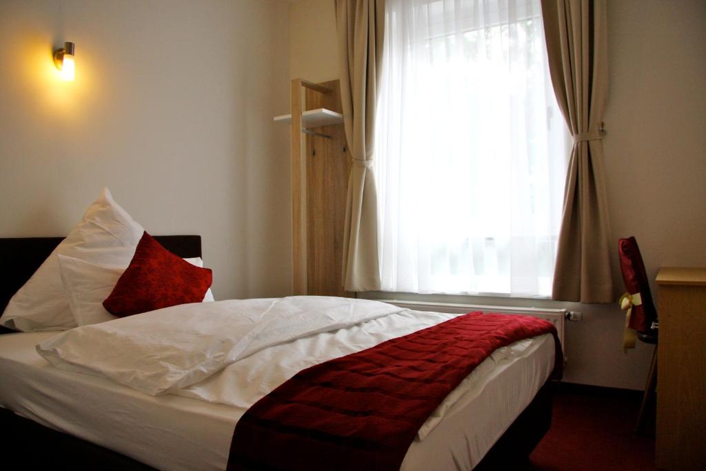 Двухместный (Номер с кроватью размера «queen-size»), Hotel Gemini