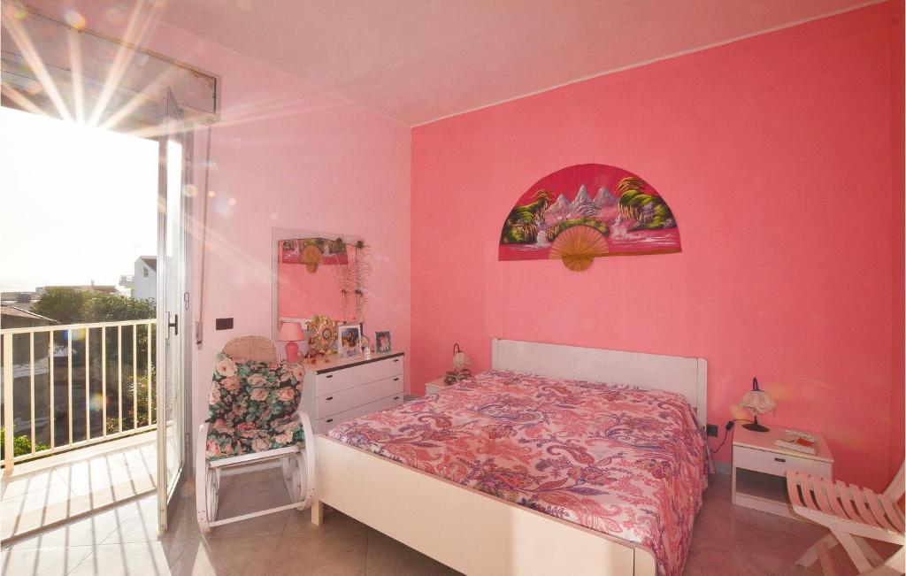 Stunning Apartment In Scoglitti With 3 Bedrooms And Wifi photo 2