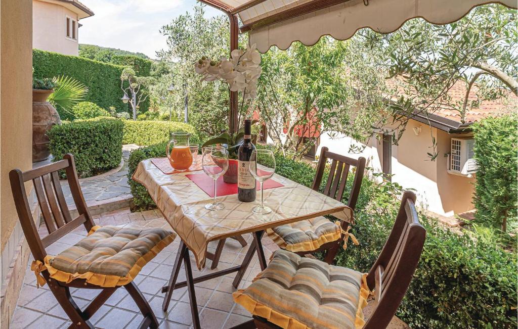 Awesome Home In Laurena Cilento Sa With 1 Bedrooms, Wifi And Outdoor Swimming Pool photo 2